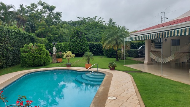 Casa en Venta en Residencial Las Cumbres, Managua, Nicaragua