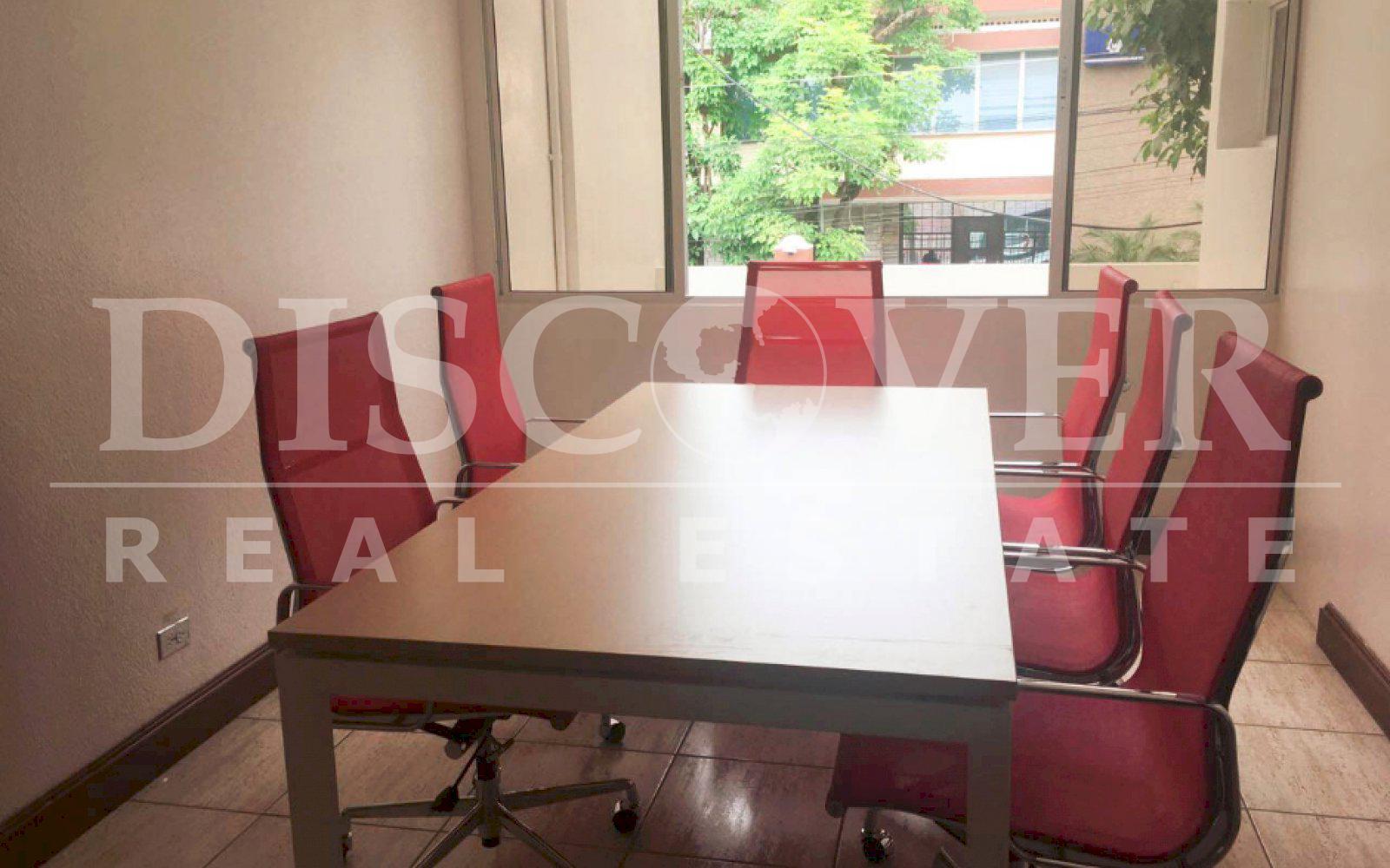 EDIFICIO EJECUTIVO EN VENTA UBICADO EN RESIDENCIAL BOLONIA.