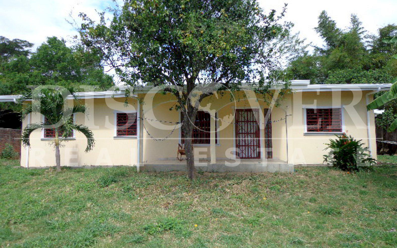 CASA CERCA DEL LAGO EN SAN JORGE