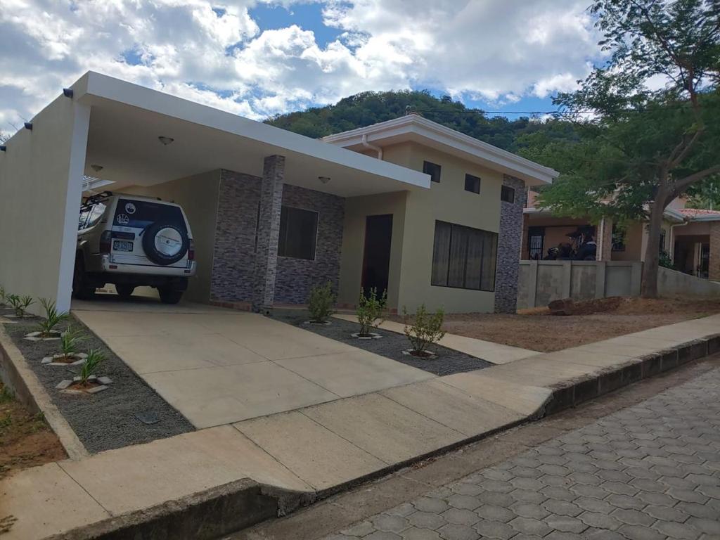 Venta Casa en Residencial en San Juan del Sur -Rivas